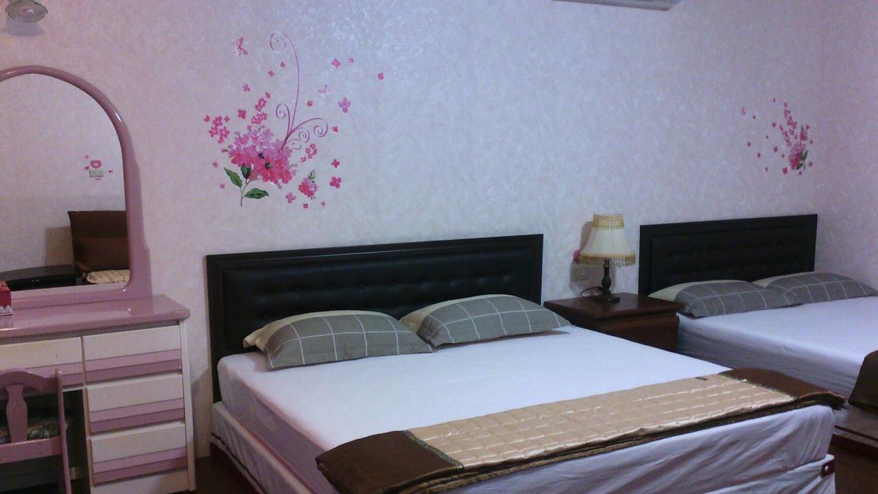 Chulu Wenxin Xiao Zhan Homestay Exterior foto